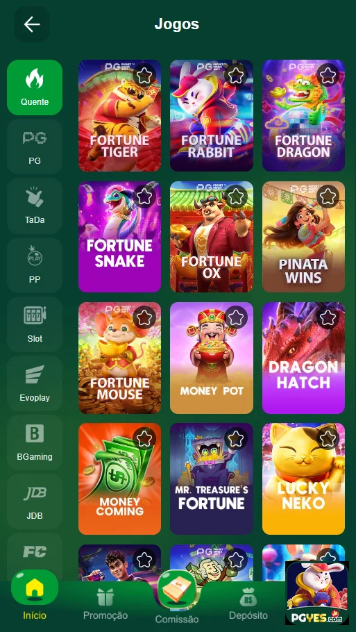 Membros do programa VIP jogando em celulares